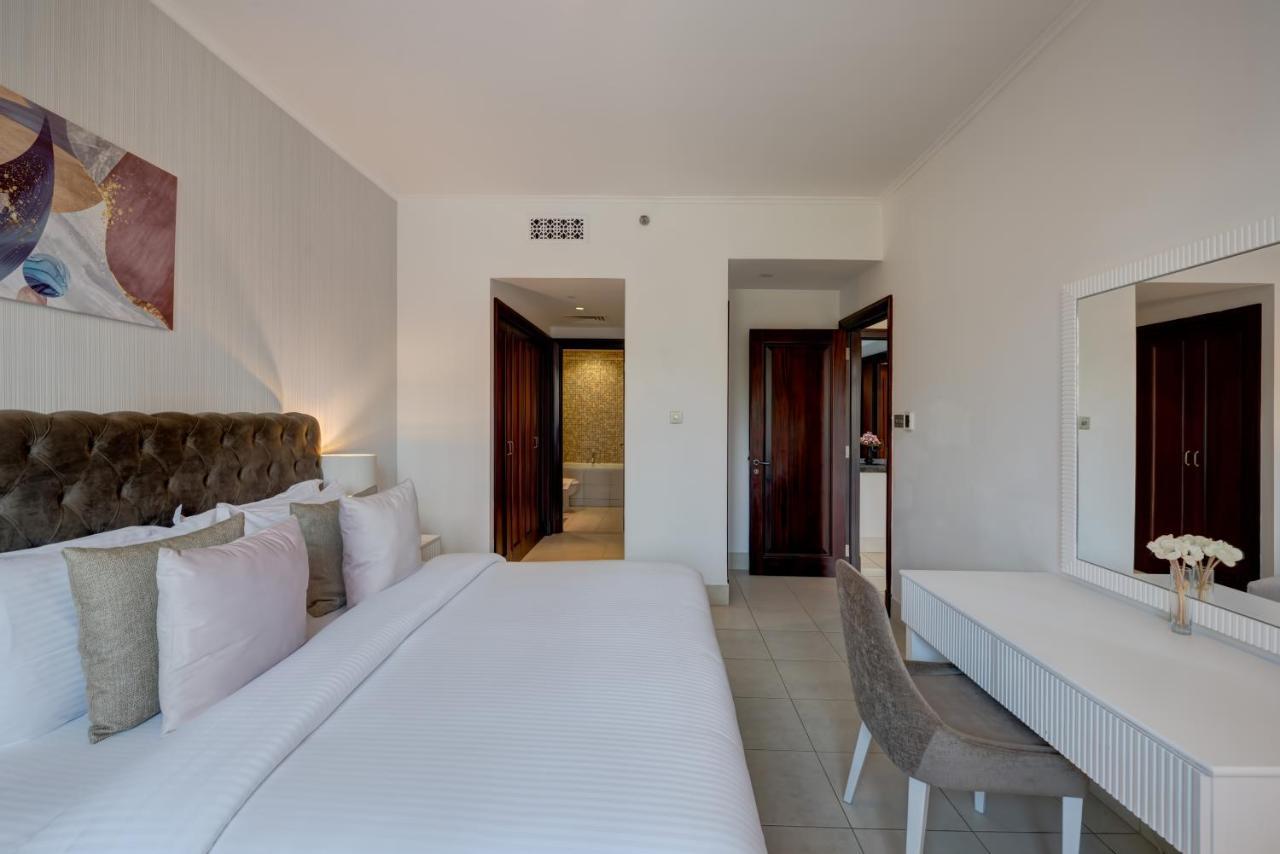 Durrani Homes - Supreme 2BR with Burj khalifa Panorama Besides Dubai Mall Bagian luar foto