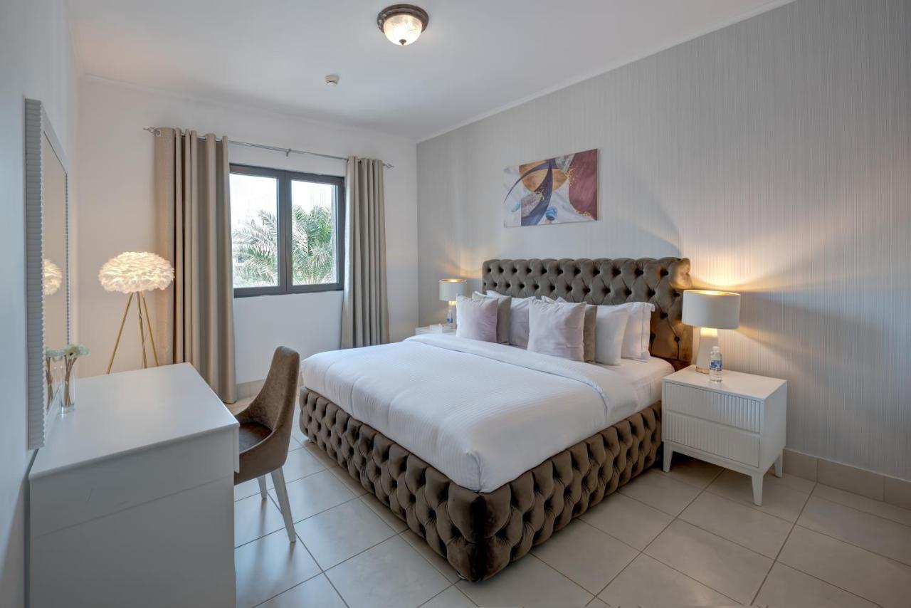 Durrani Homes - Supreme 2BR with Burj khalifa Panorama Besides Dubai Mall Bagian luar foto